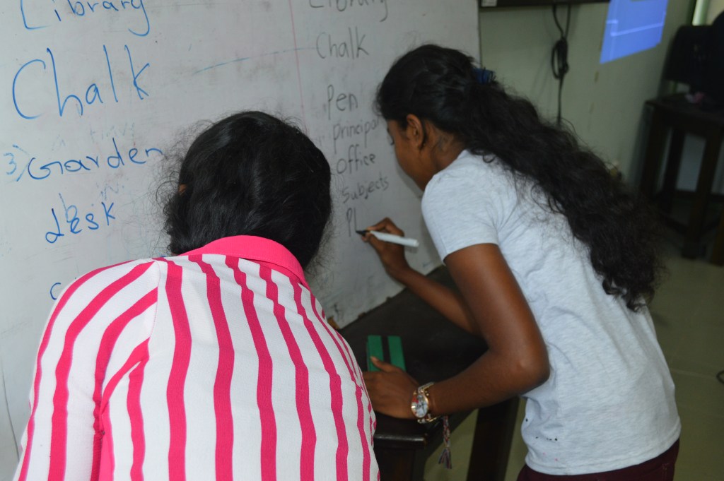 Sabragamuwa Province students visit SEUSL Department of English Language Department