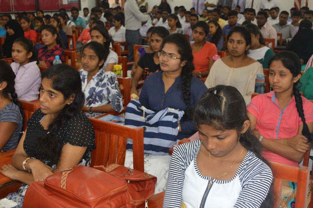 Focusing on Education Stressed by VC Prof. MMM Najim