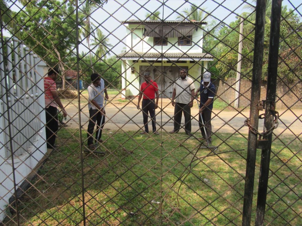 A Mass Shramadana at the premises of Technology Faculty