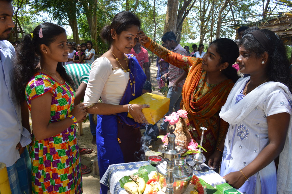 Sinhala and Hindu Aluth Avurudu Celebration 2016