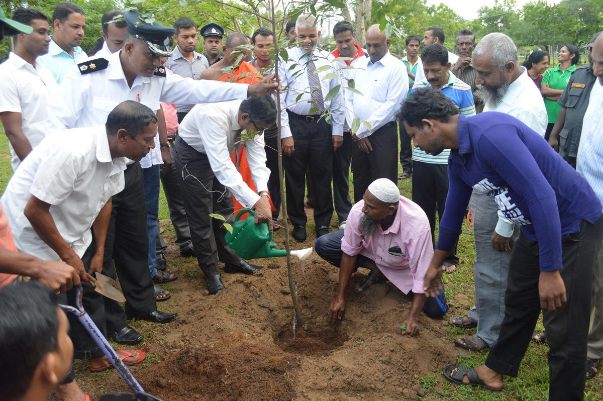SEUSL remembered Late SLMC Leader Dr.MHM Ashraff on his 67th Birthday