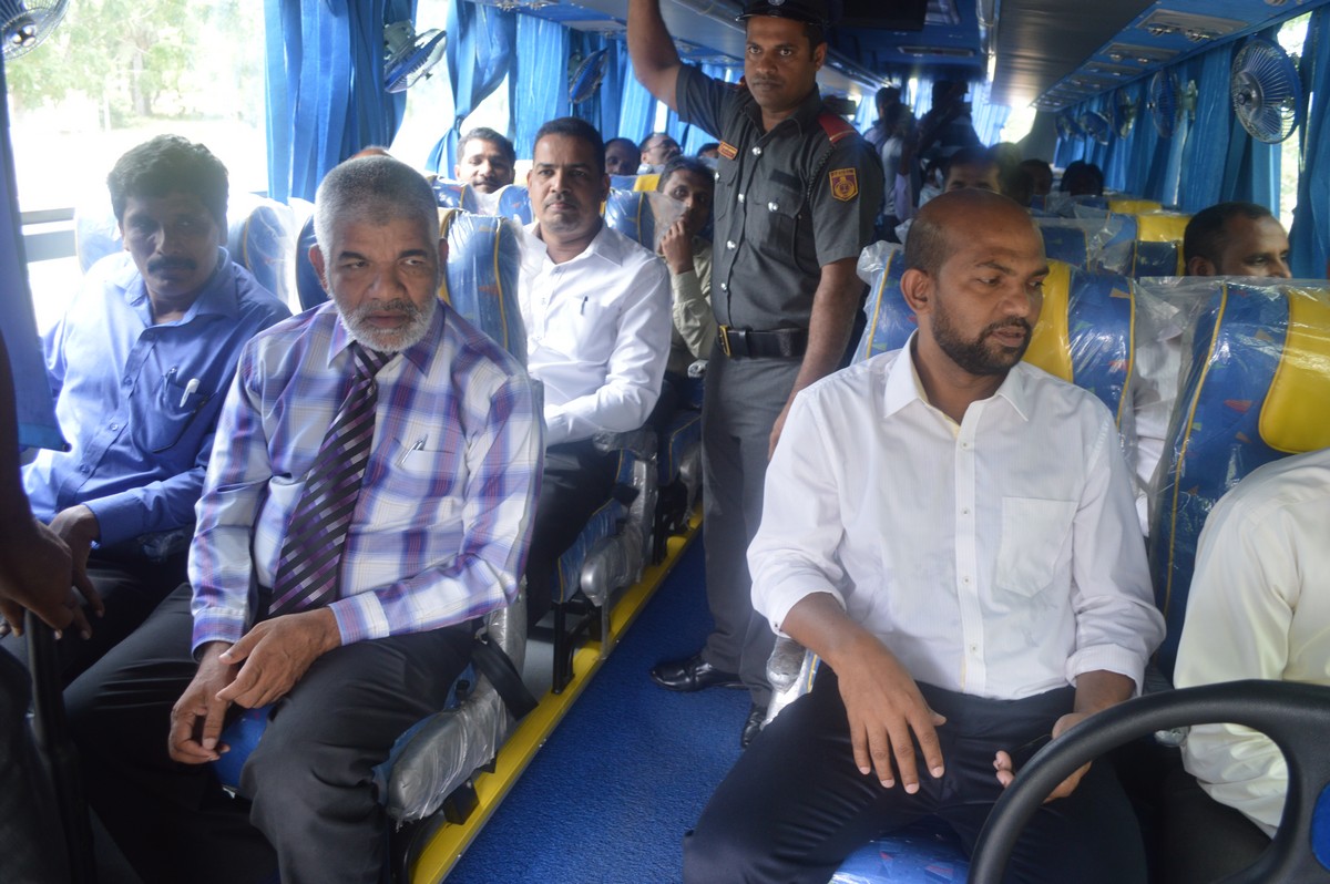A luxury bus has been donated by the Ministry of Higher Education to the Faculty of Engineering