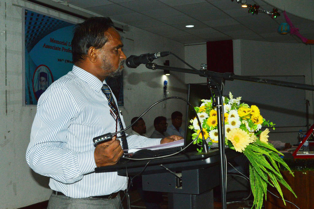 First Associate Professor KMH Khalideen remembered at SEUSL
