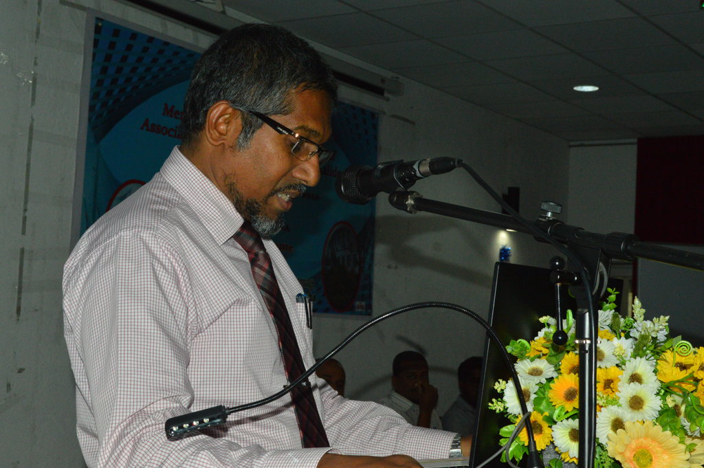 First Associate Professor KMH Khalideen remembered at SEUSL