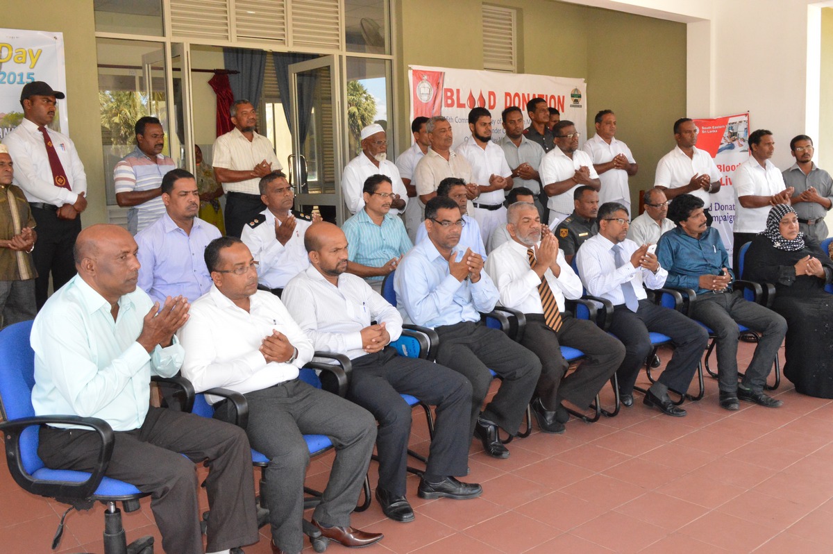blood donation and remembered Late SLMC Leader MHM Ashraff